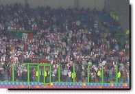 753 supporters in het uitvak van Ajax 